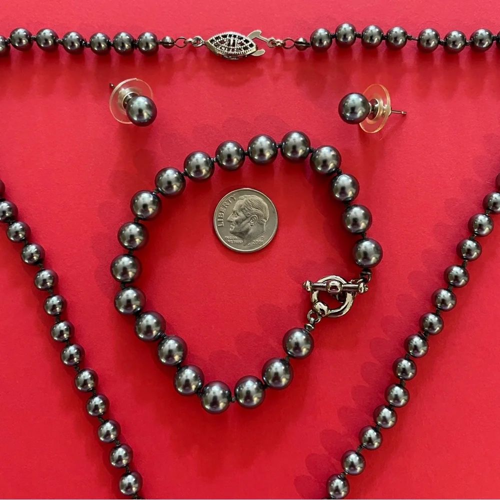 NECKLACE-BRACELET-EARRINGS GRAY FAUX PEARLS 3PC SET - Picture 6 of 8